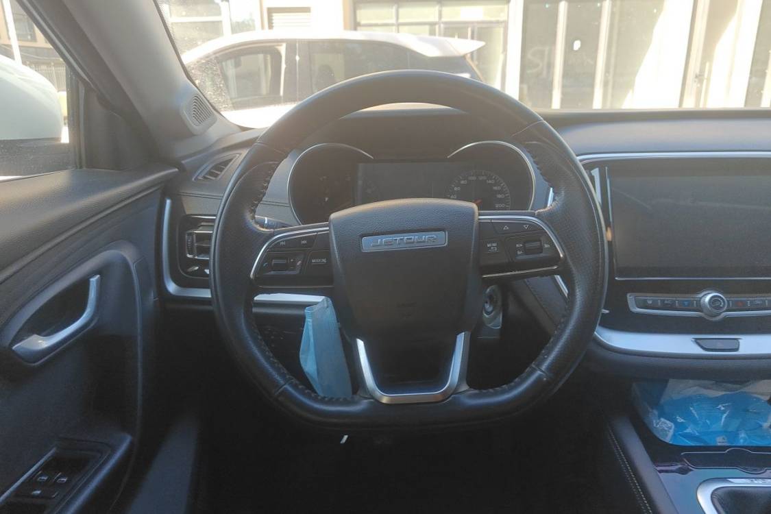 Jetour X70M 2020 #22 Jetour X70M 2020 car image #22