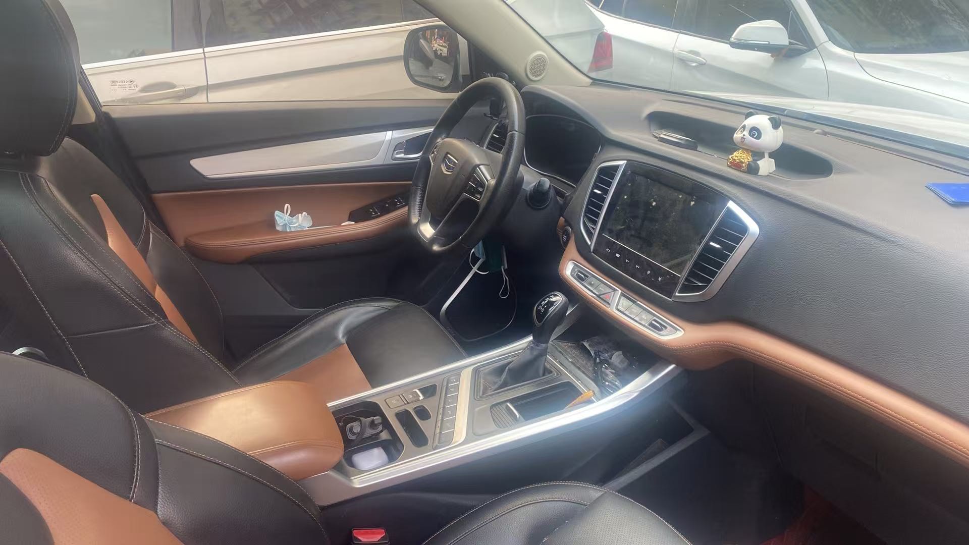 GEELY Vision X6 2019 #3 GEELY Vision X6 2019 car image #3