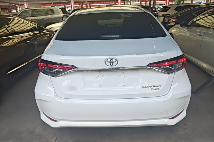 Toyota Corolla 2023 immagine di auto #6