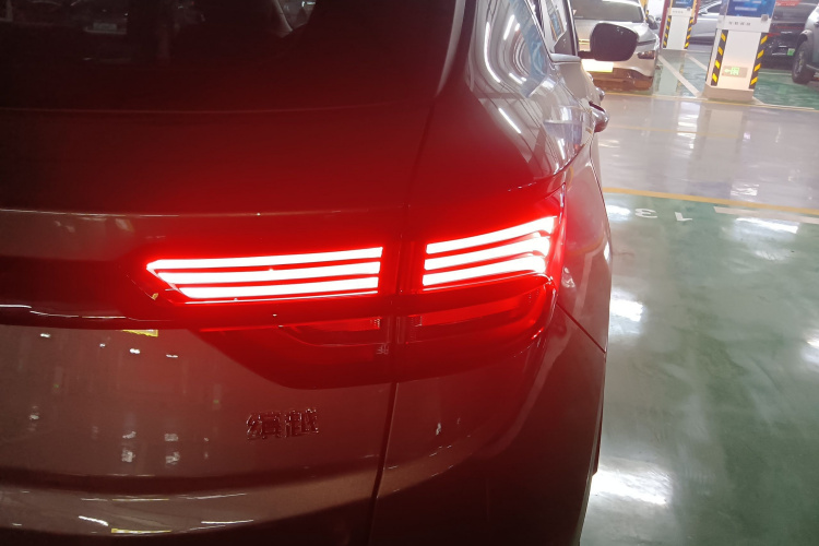 GEELY Coolray 2024 #8 GEELY Coolray 2024 car image #8