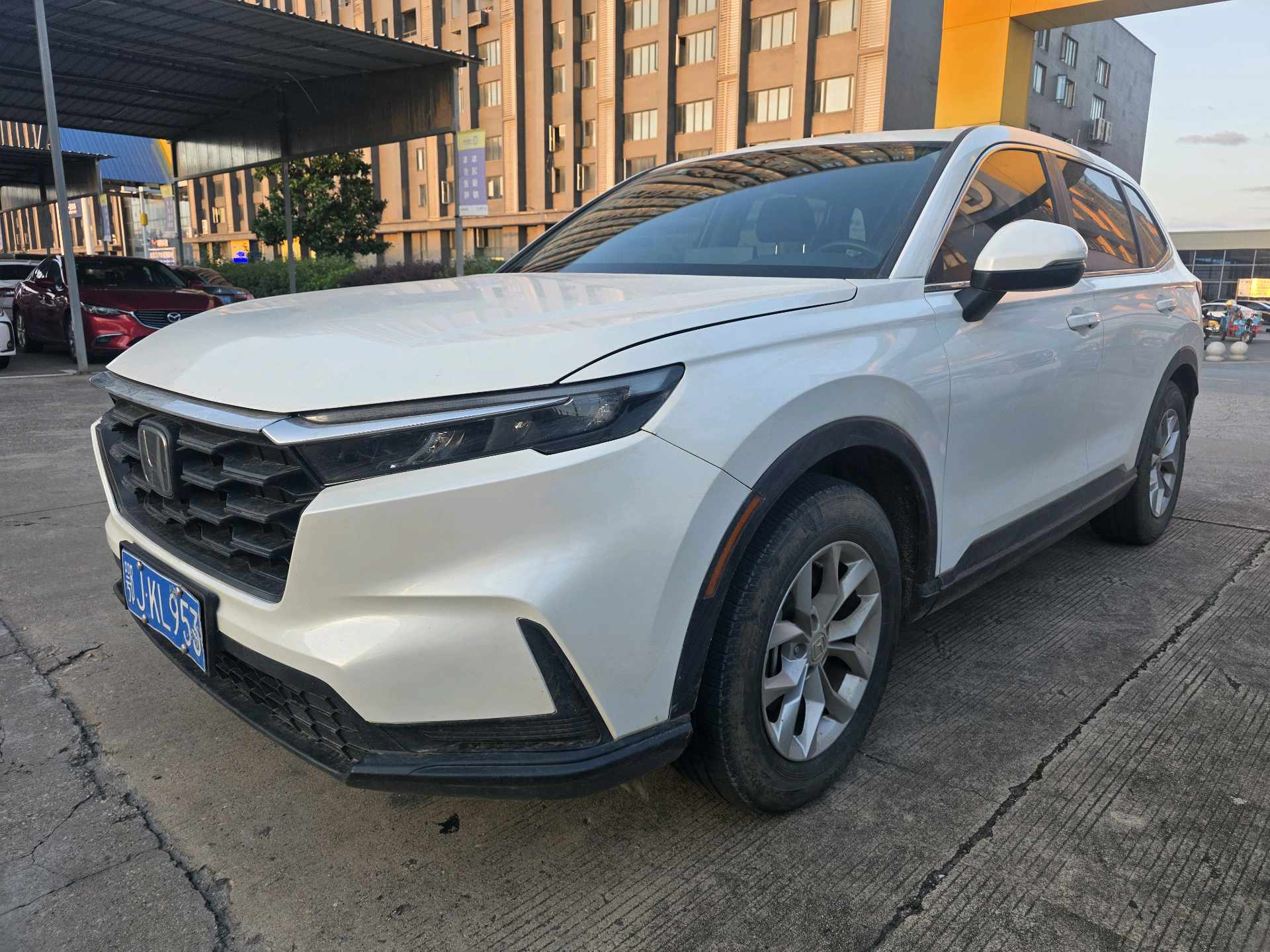 Honda CR-V 2023 car image 