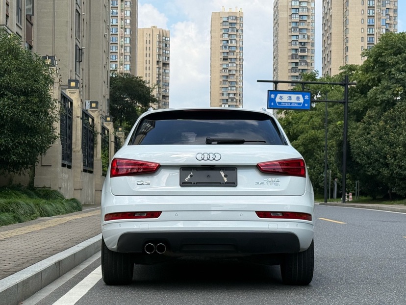 Audi Q3 2017 #11 Audi Q3 2017 car image #11