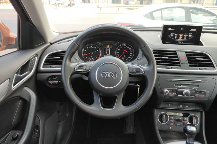 Audi Q3 2017 #11 Audi Q3 2017 car image #11