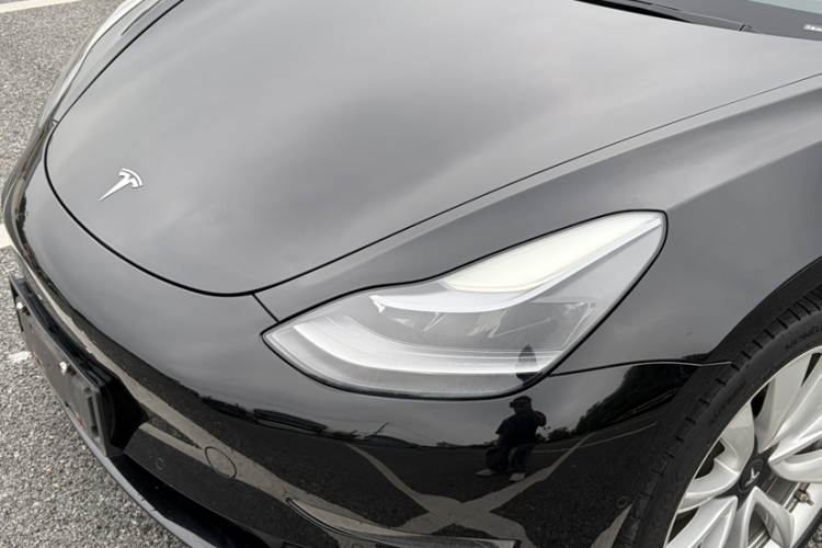 Tesla Model 3 2020 imagem de carro #19