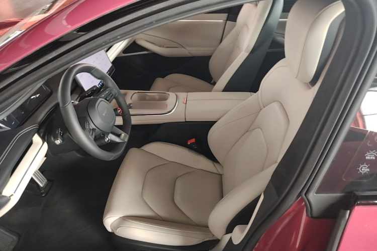 MI SU7 2025 car image #15