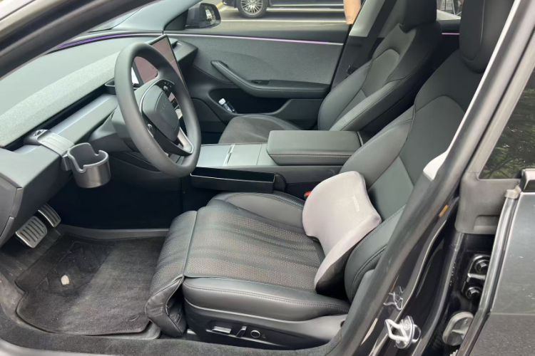 Tesla Model 3 2024 #11 Tesla Model 3 2024 car image #11