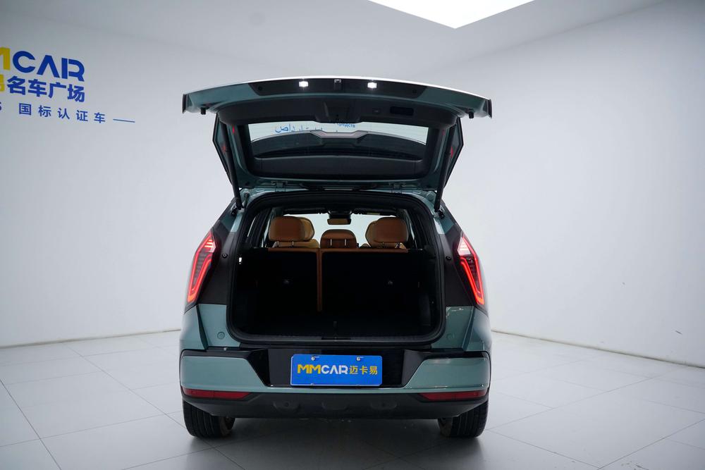 GEELY Boyue L 2025 immagine di auto #8