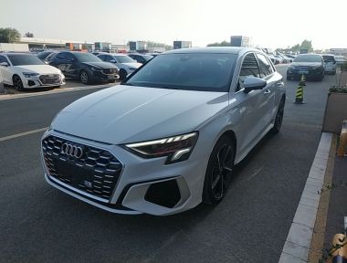 Audi A3 2023 immagine di auto 