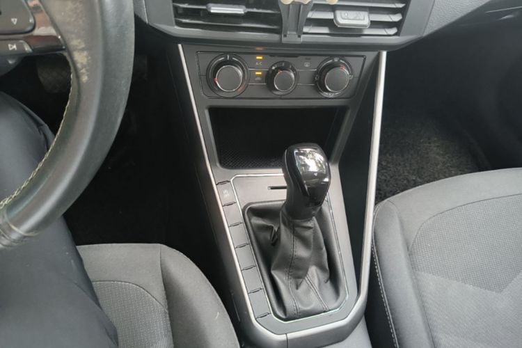 Volkswagen Polo 2020 car image #14