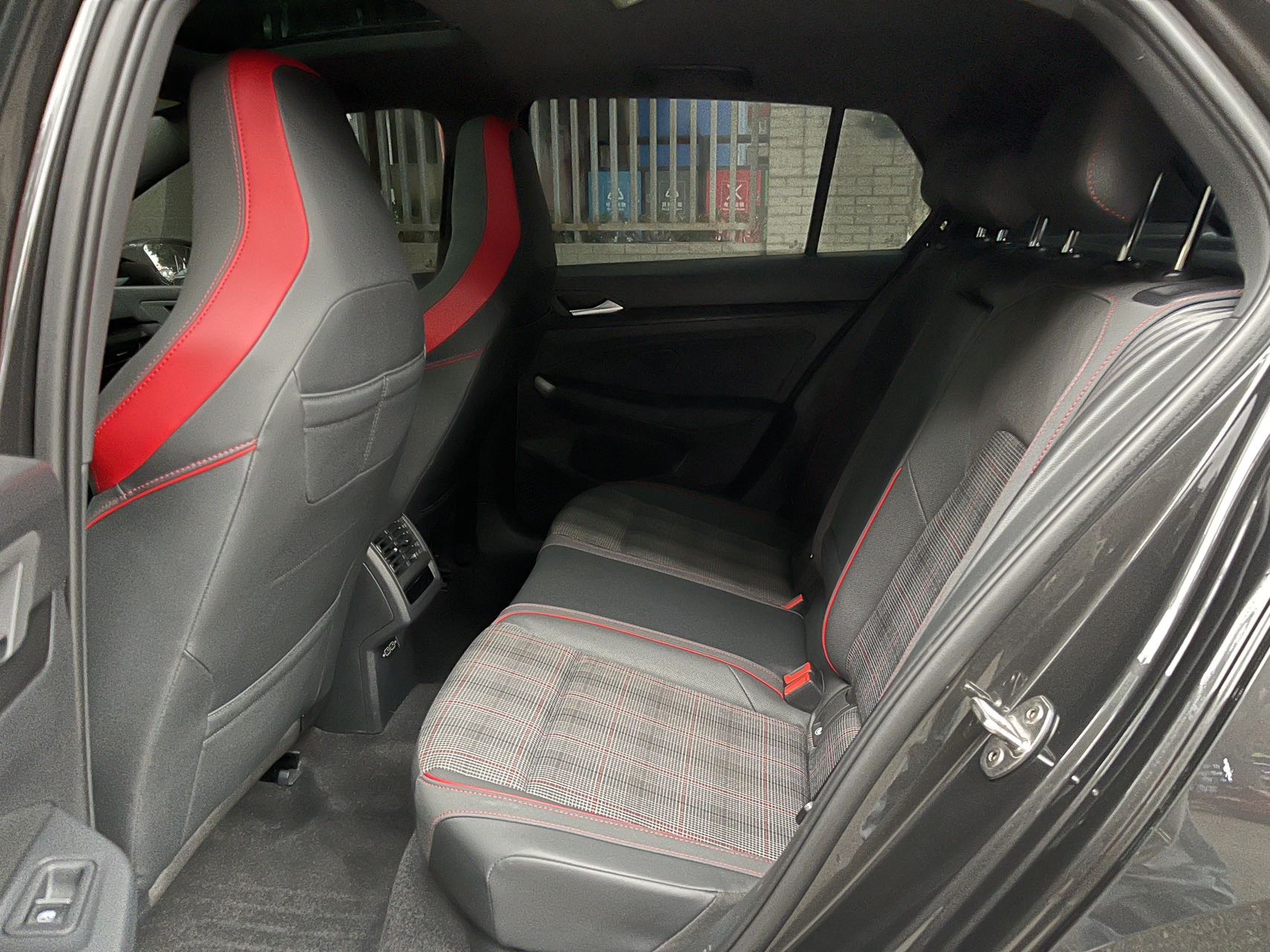 Volkswagen GolfGTI 2023 #5 Volkswagen GolfGTI 2023 car image #5
