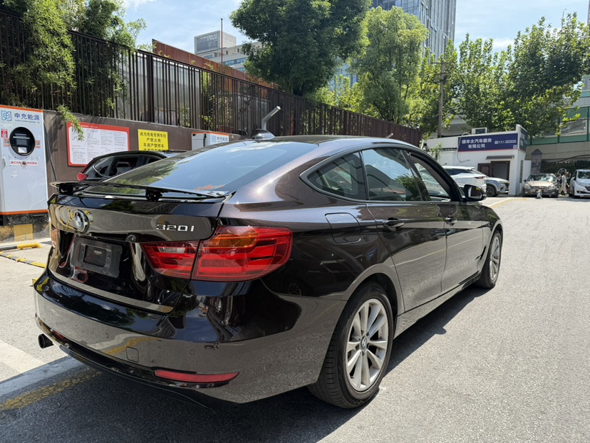 BMW 3 Series GT 2014 #2 BMW 3 Series GT 2014 car image #2