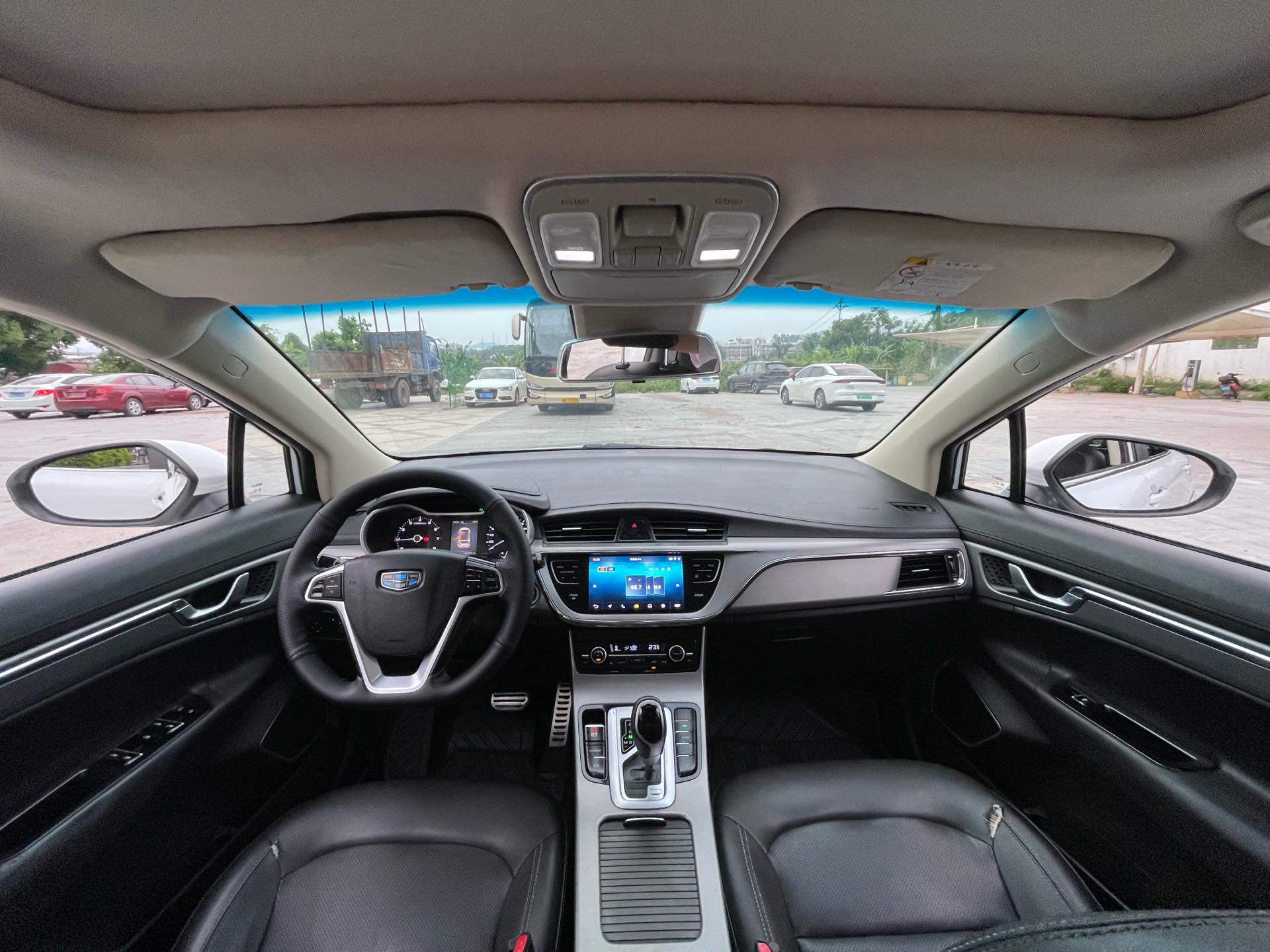 GEELY Emgrand GS 2018 imagem de carro #6