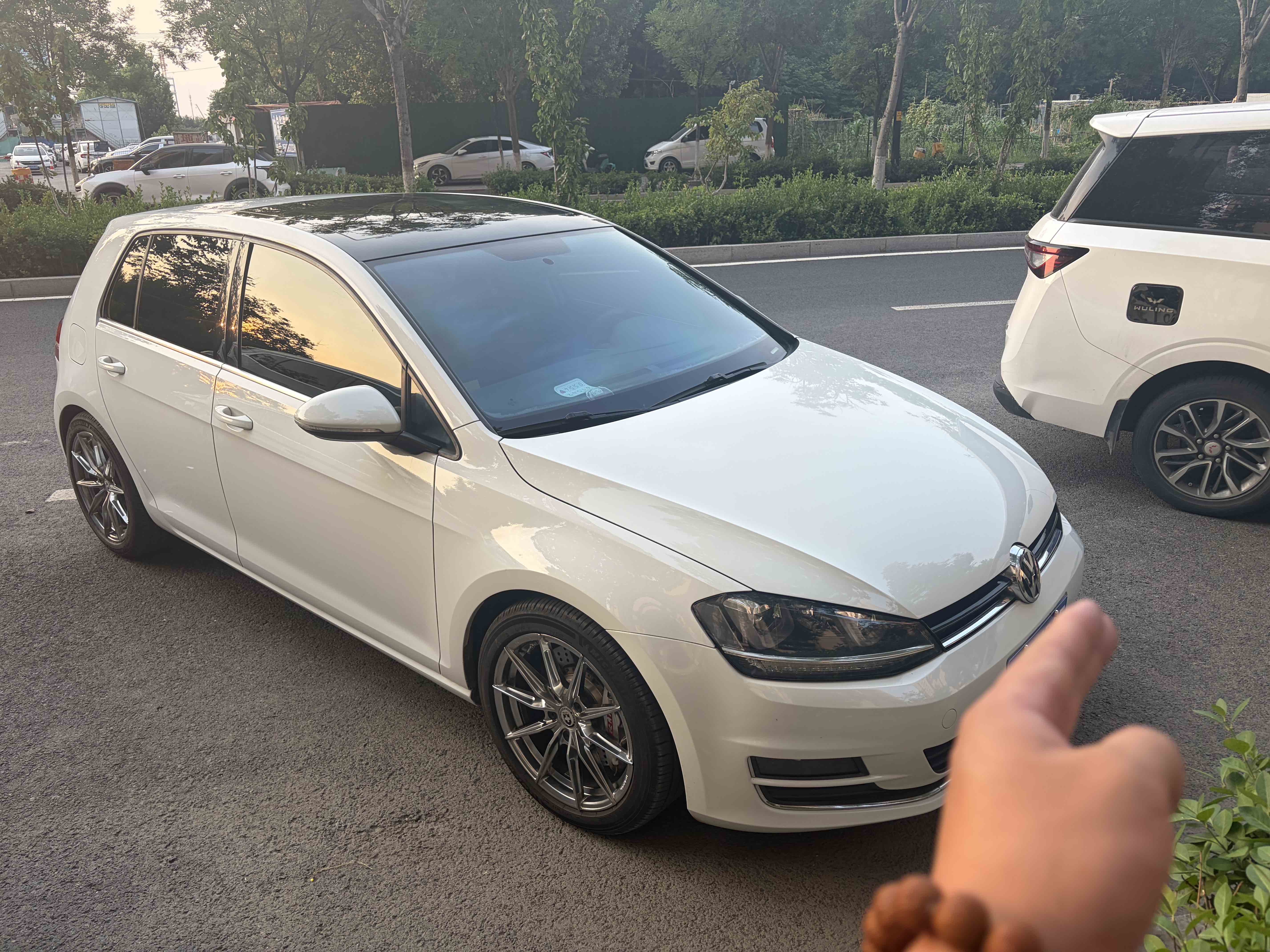Volkswagen Golf 2016 car image #5