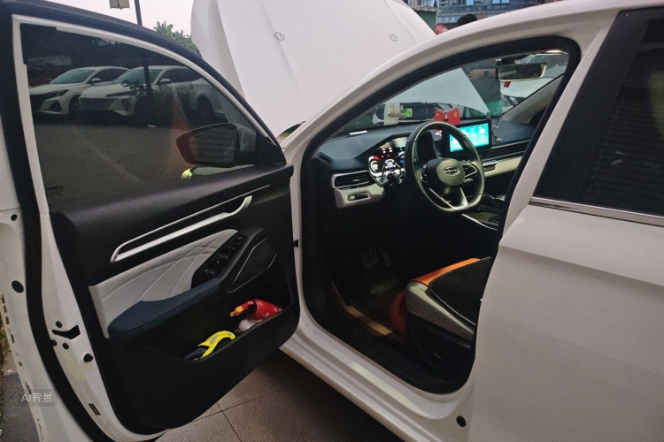 GEELY Emgrand 2021 car image #18