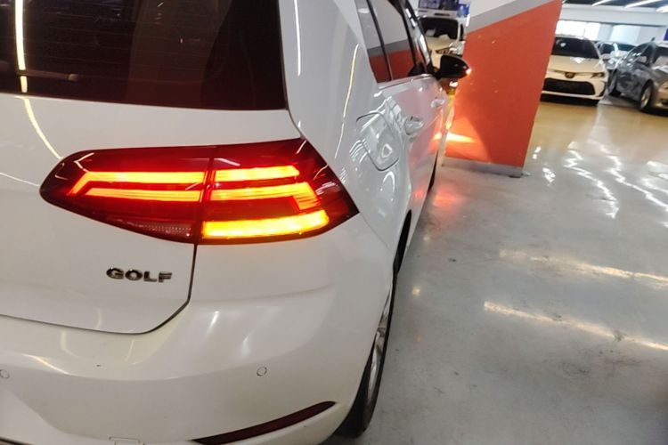 Volkswagen Golf 2018 #8 Volkswagen Golf 2018 car image #8