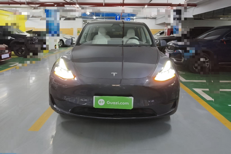 Tesla Model Y 2022 car image #3