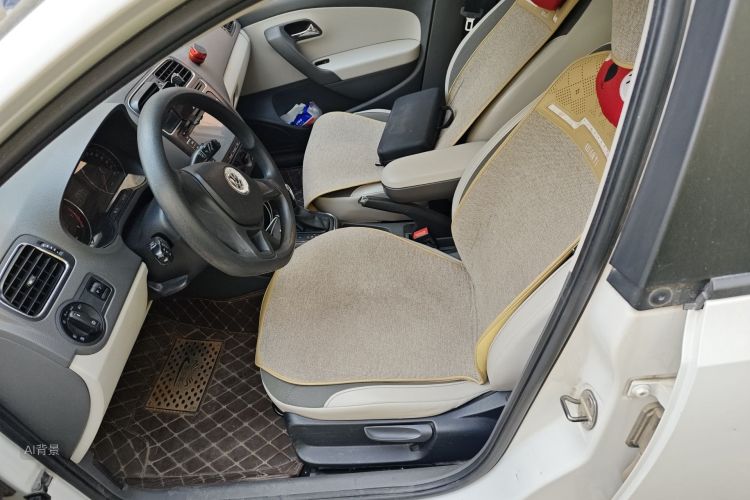 Volkswagen Polo 2015 #17 Volkswagen Polo 2015 car image #17