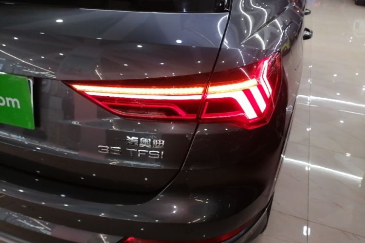 Audi Q3 2022 #8 Audi Q3 2022 car image #8