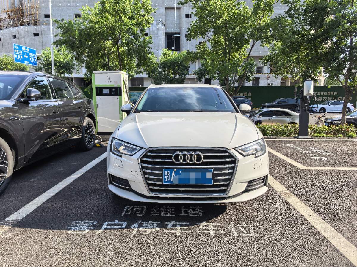 Audi A3 2019 #2 Audi A3 2019 car image #2