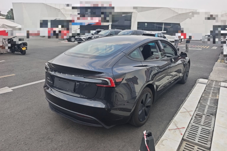 Tesla Model 3 2025 #7 Tesla Model 3 2025 car image #7