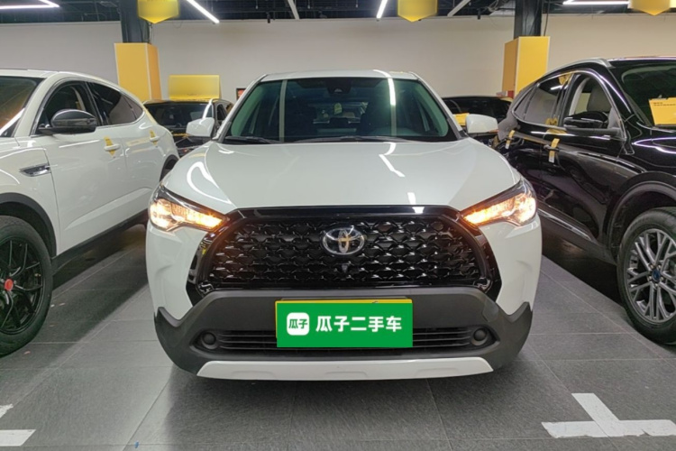 Toyota Corolla Cross 2022 #3 Toyota Corolla Cross 2022 car image #3