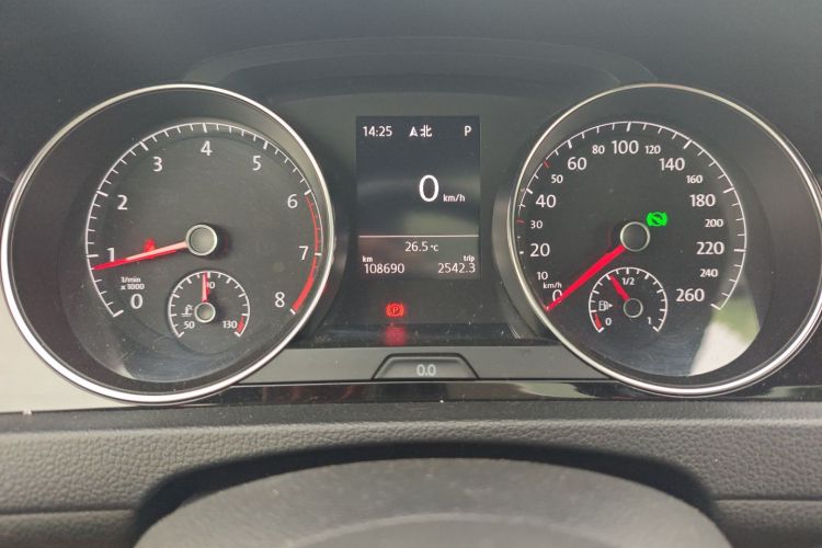 Volkswagen Golf 2019 #9 Volkswagen Golf 2019 car image #9