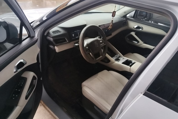 BYD YuanUP 2024 #15 BYD YuanUP 2024 immagine di auto #15