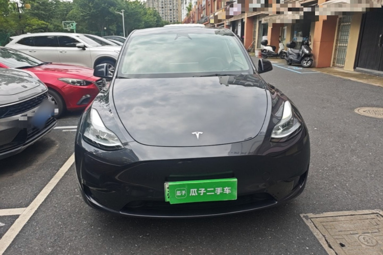 Tesla Model Y 2024 #3 Tesla Model Y 2024 immagine di auto #3