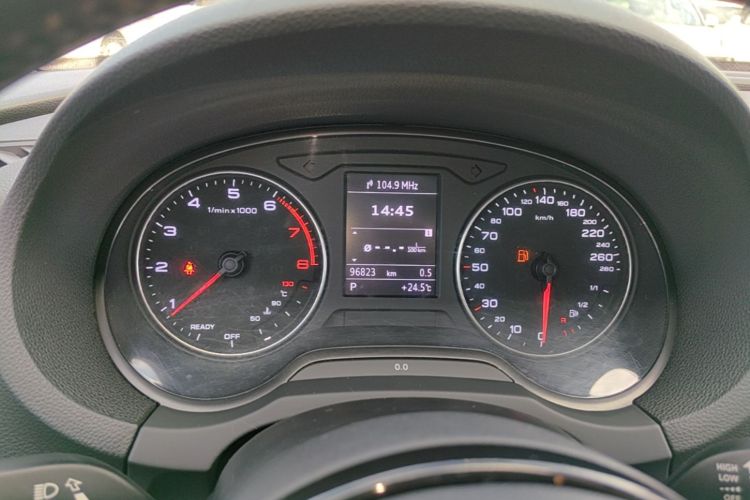 Audi A3 2017 car image #12