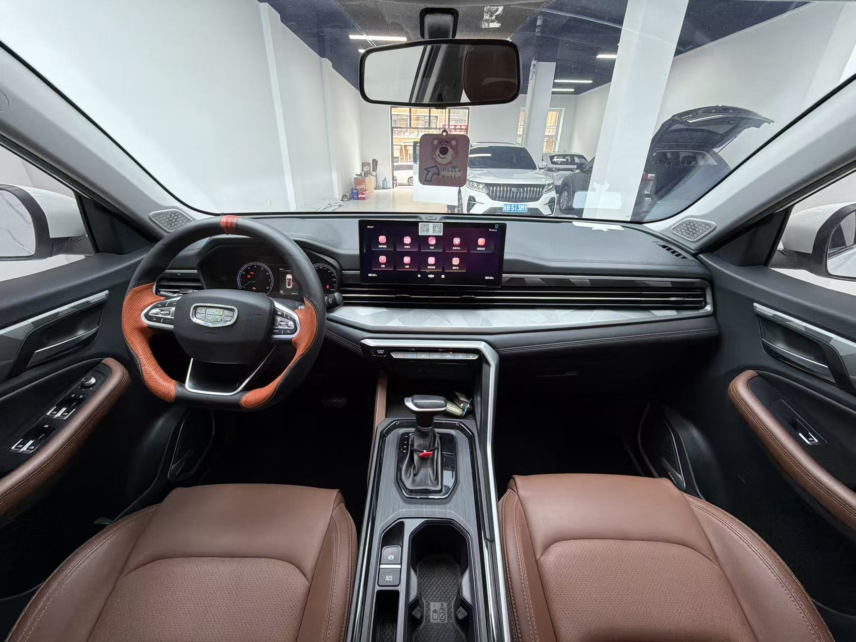 GEELY Vision X6 2022 car image #12