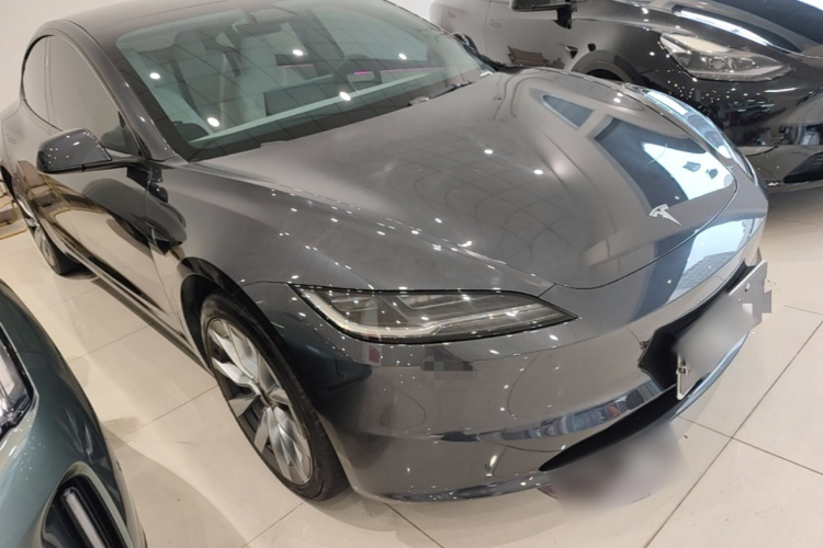 Tesla Model 3 2024 #4 Tesla Model 3 2024 car image #4