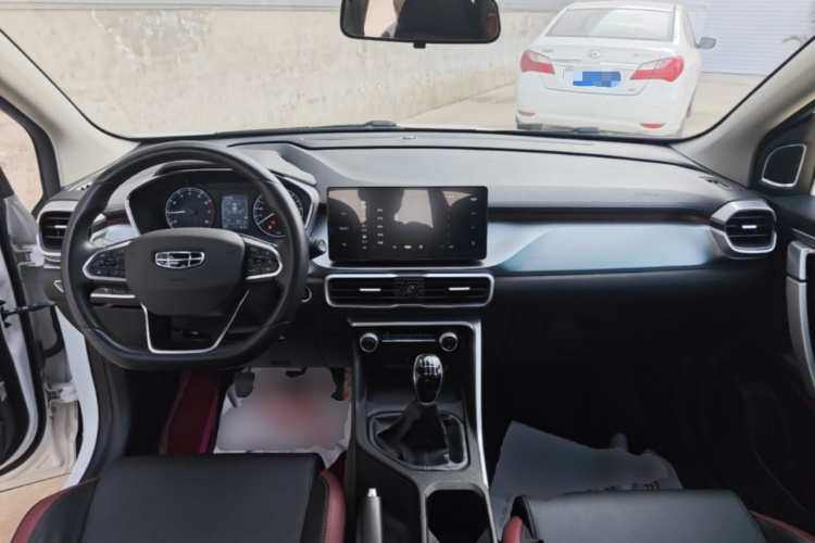 GEELY Coolray 2021 изображение автомобиля #10