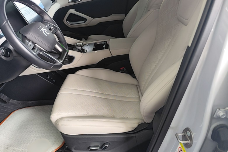 BYD YuanUP 2024 #15 BYD YuanUP 2024 car image #15