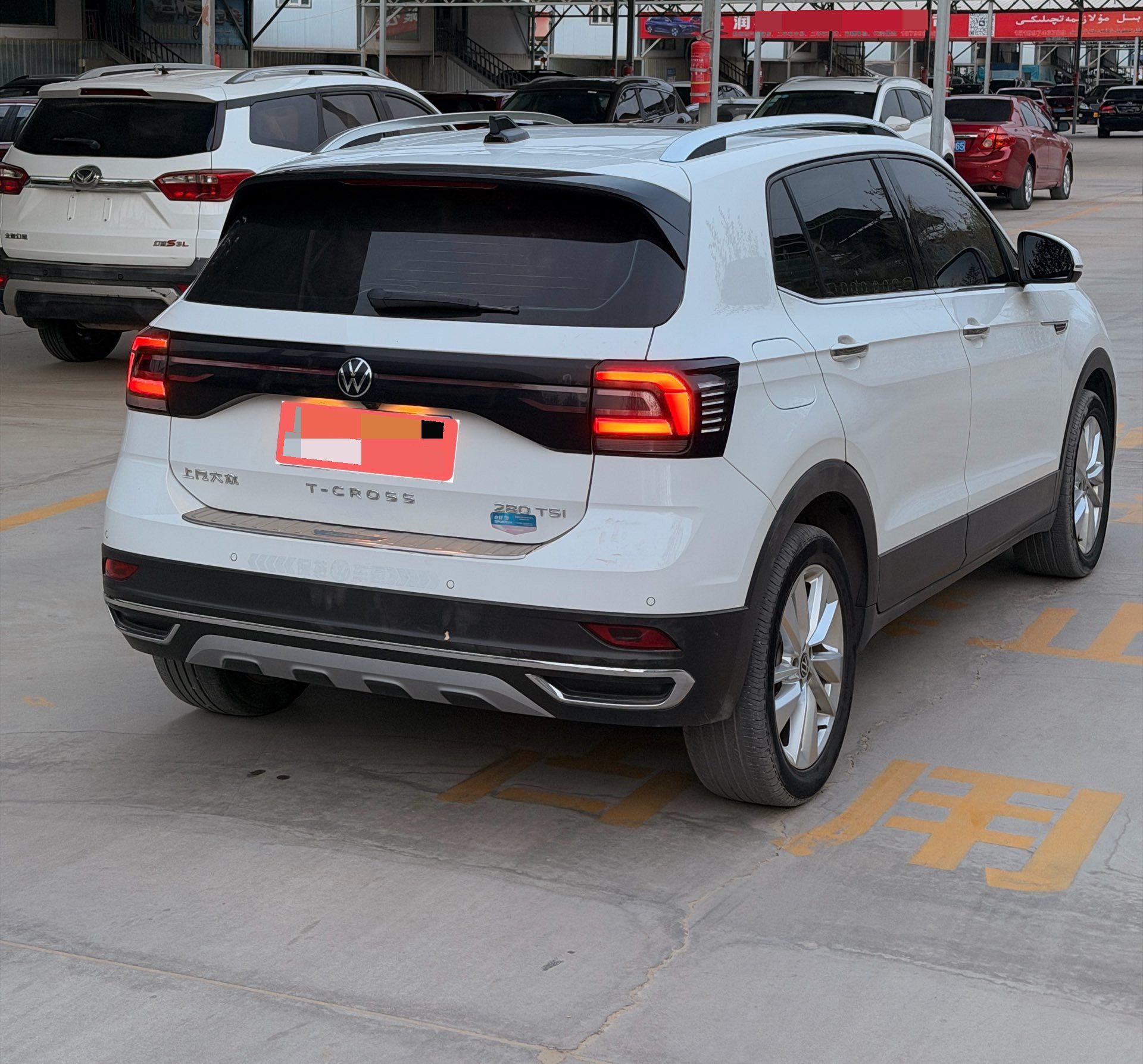 Volkswagen T-Cross 2021 car image #4