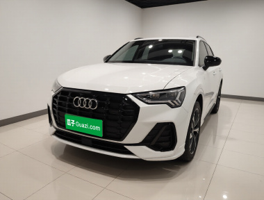 Audi Q3 2020 Audi Q3 2020 immagine di auto