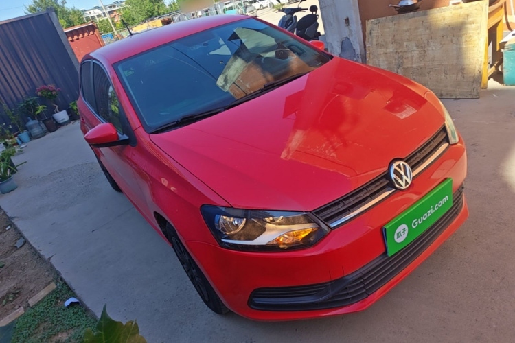 Volkswagen Polo 2019 car image #4