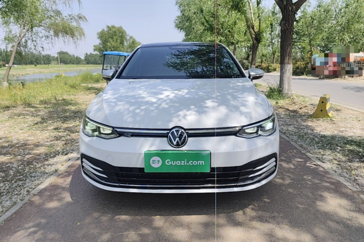 Volkswagen Golf 2022 изображение автомобиля #3