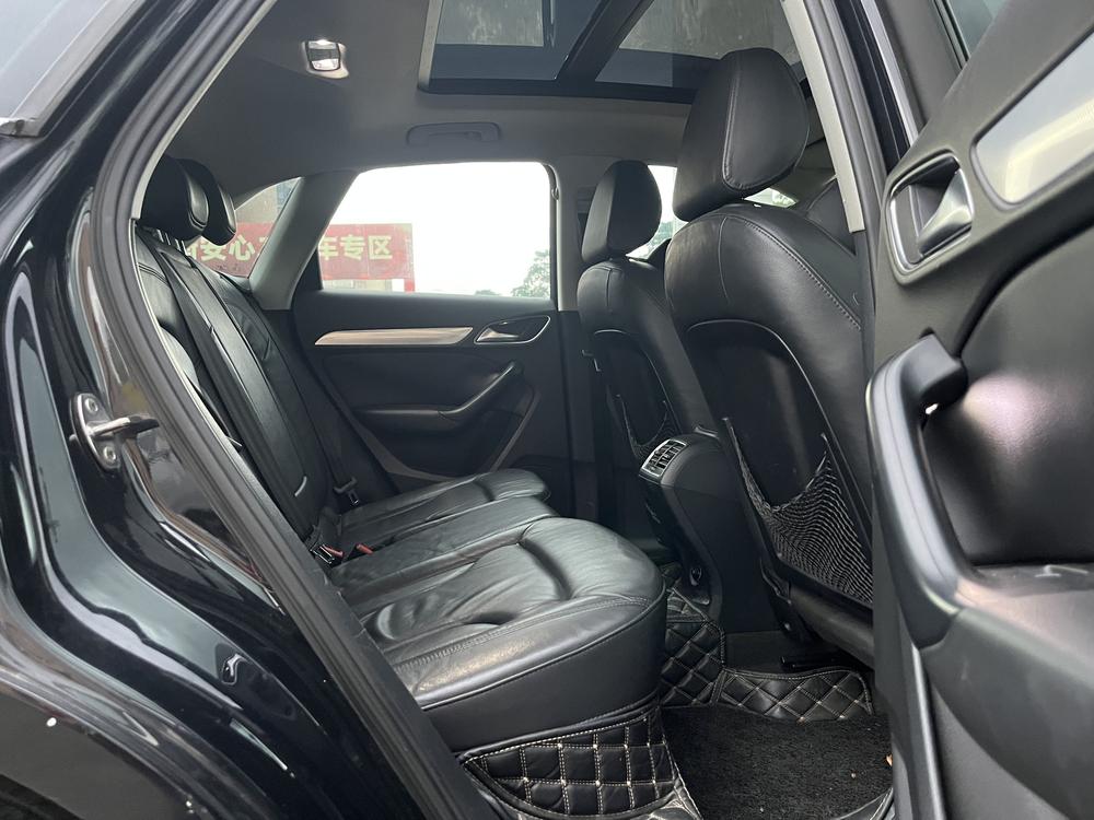 Audi Q3 2014 car image #24