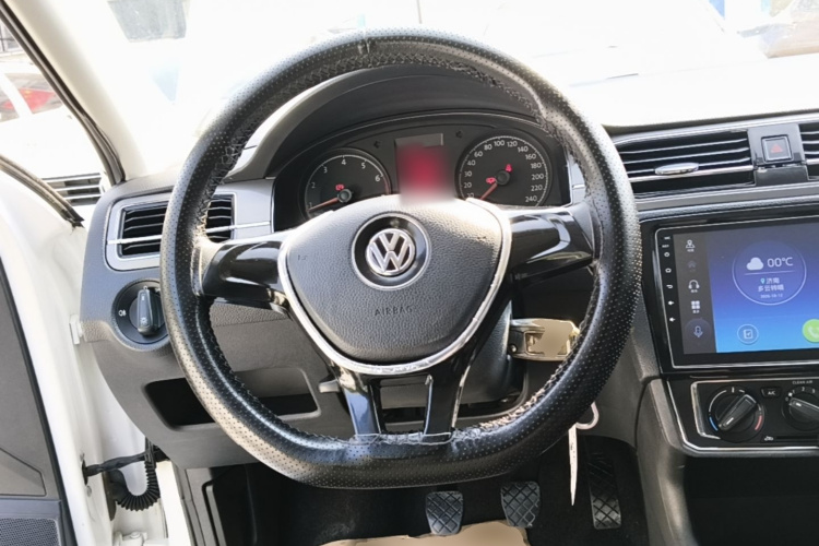 Volkswagen Santana 2017 #11 Volkswagen Santana 2017 car image #11