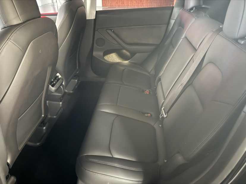Tesla Model Y 2022 #3 Tesla Model Y 2022 car image #3