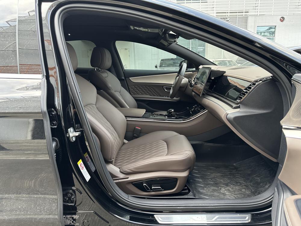 BYD Han 2023 imagem de carro #13