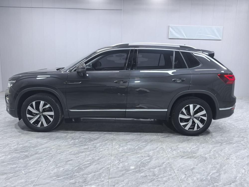 Volkswagen Tayron 2022 #4 Volkswagen Tayron 2022 صورة سيارة #4