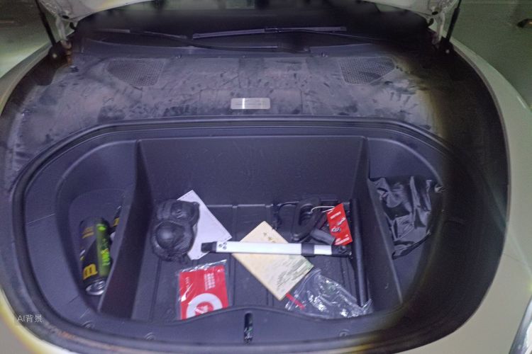 MI SU7 2024 immagine di auto #22
