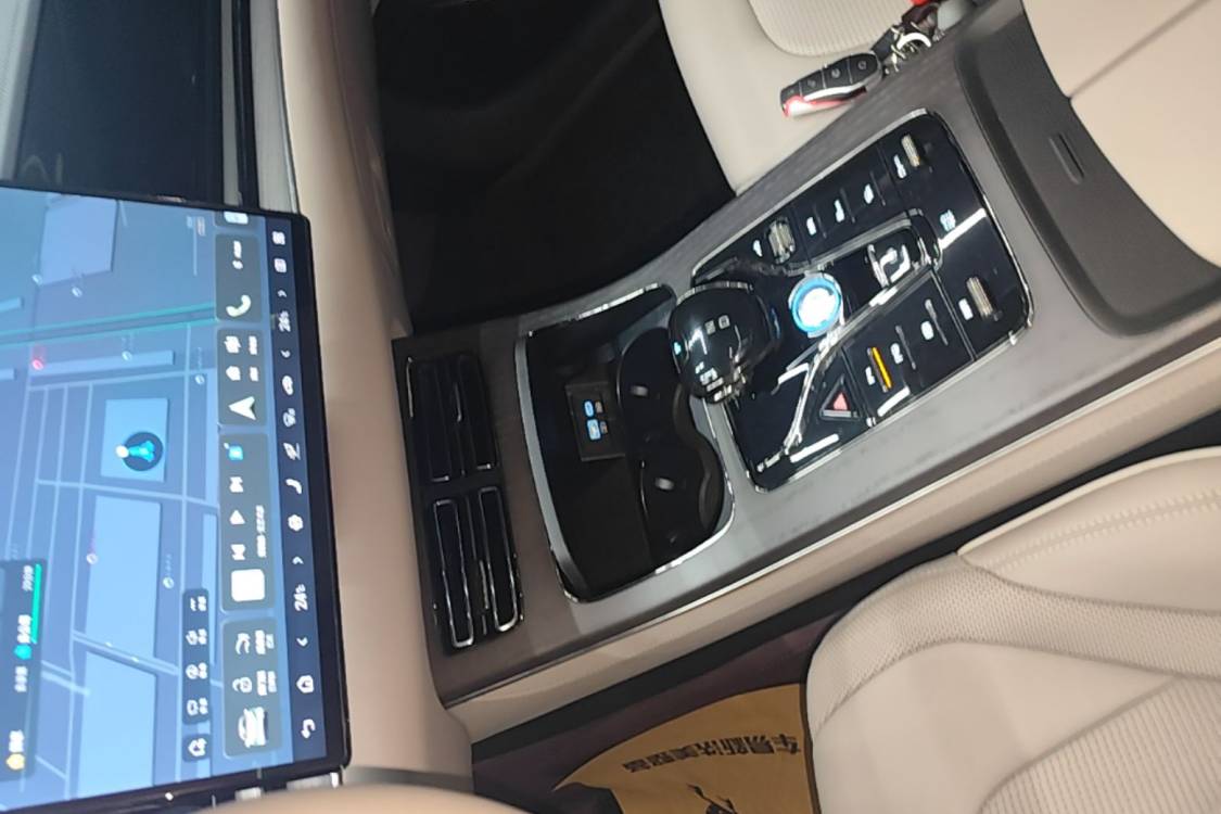 BYD Han 2024 #19 BYD Han 2024 صورة سيارة #19