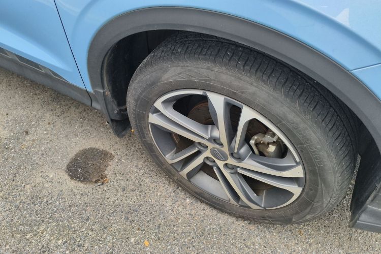 GEELY Coolray 2021 immagine di auto #9