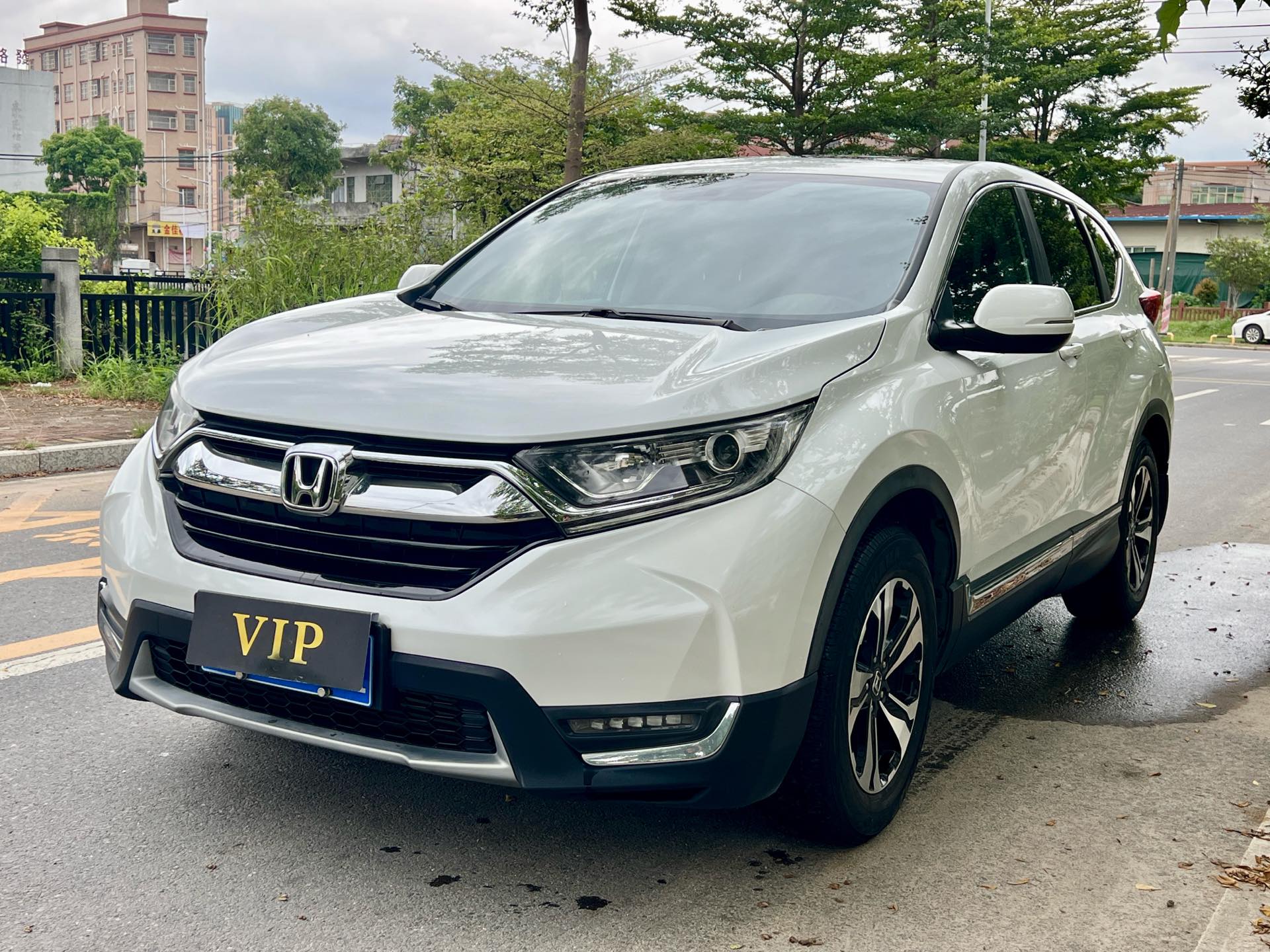 Honda CR-V 2019 car image 