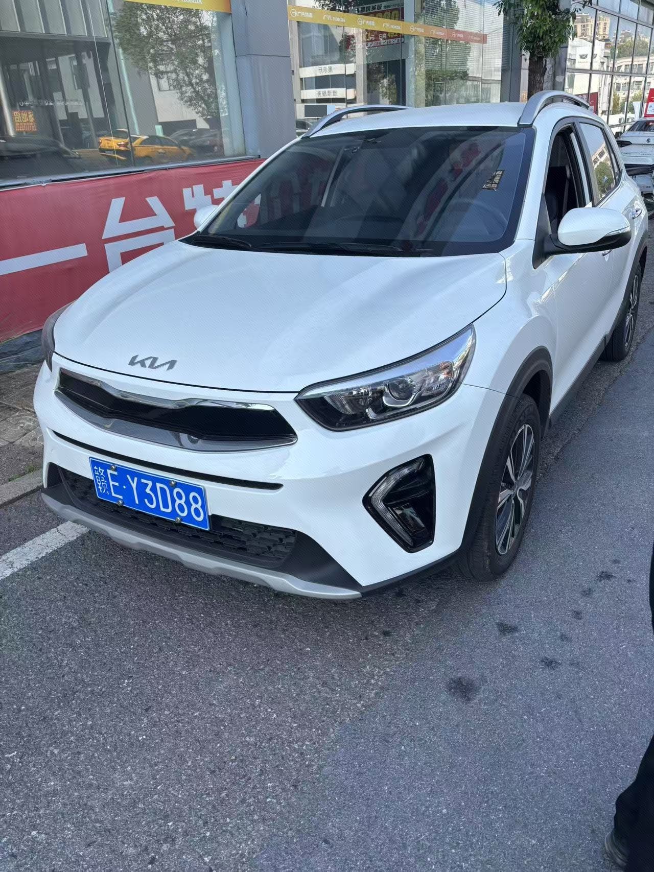 Kia KX1 2026 immagine di auto 