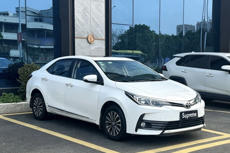 Toyota Corolla 2018 #4 Toyota Corolla 2018 immagine di auto #4