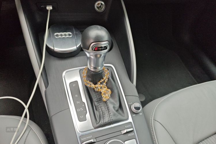 Audi A3 2019 car image #16
