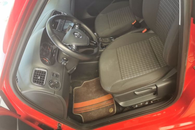 Volkswagen Polo 2017 #19 Volkswagen Polo 2017 car image #19